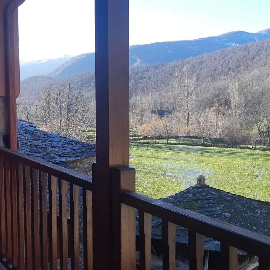 Villa Casa Antonio Y Benina Sosas de Laciana Exterior foto